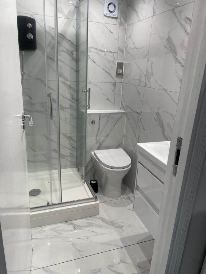 Newly Renovated Studio In Acton London Kültér fotó