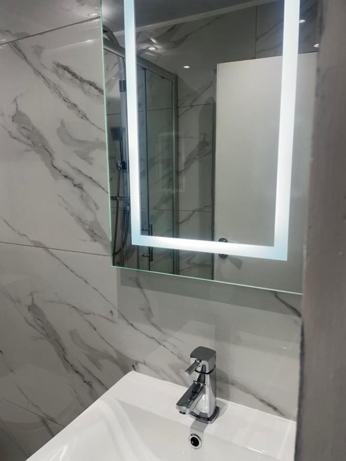 Newly Renovated Studio In Acton London Kültér fotó